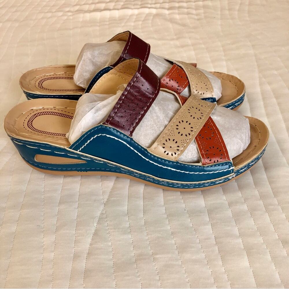 NWOT Multi Color Wedge Sandal - Picture 5 of 16